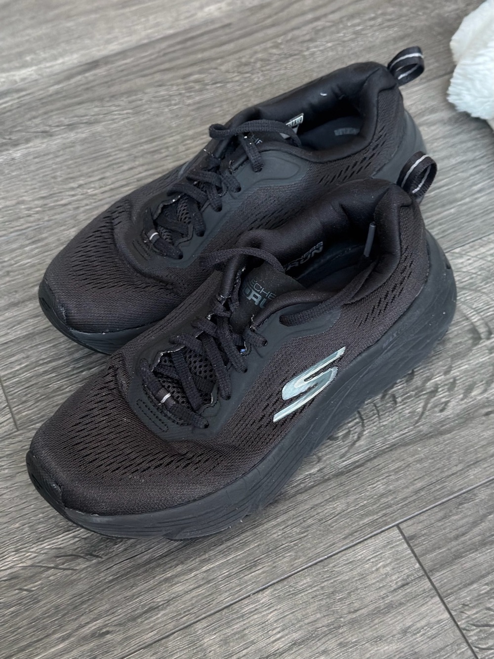 Skechers Black Mesh Comfort Running Sneakers with Silver Logo
